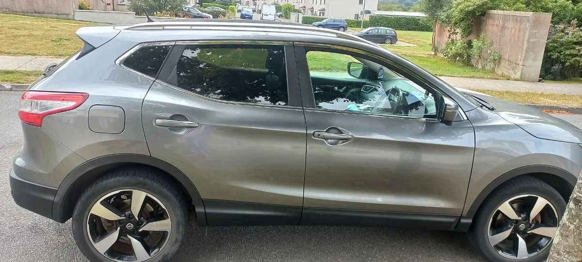 Nissan Qashqai 2017 - Image 2