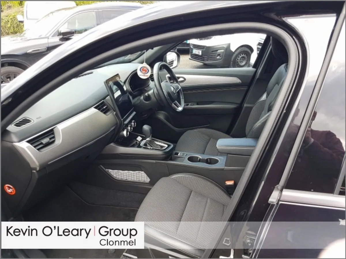 Renault Arkana Techno E-TECH Hybrid 145 Auto - Image 4