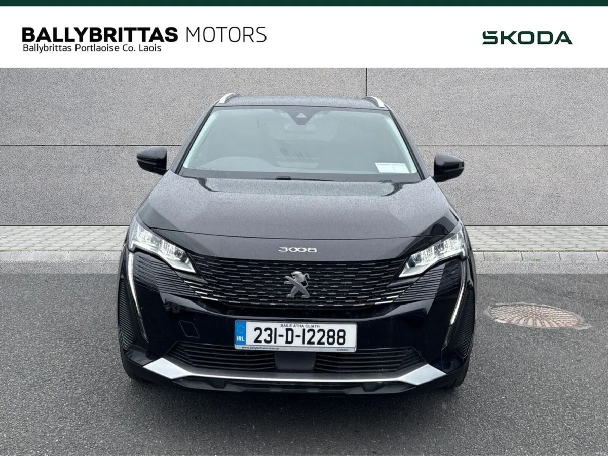 Peugeot 3008 1.2 PureTech 130bhp Auto  Allure - Image 3
