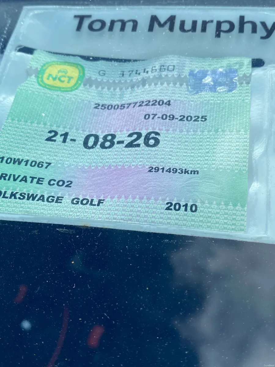 Volkswagen Golf 2010 - Image 2