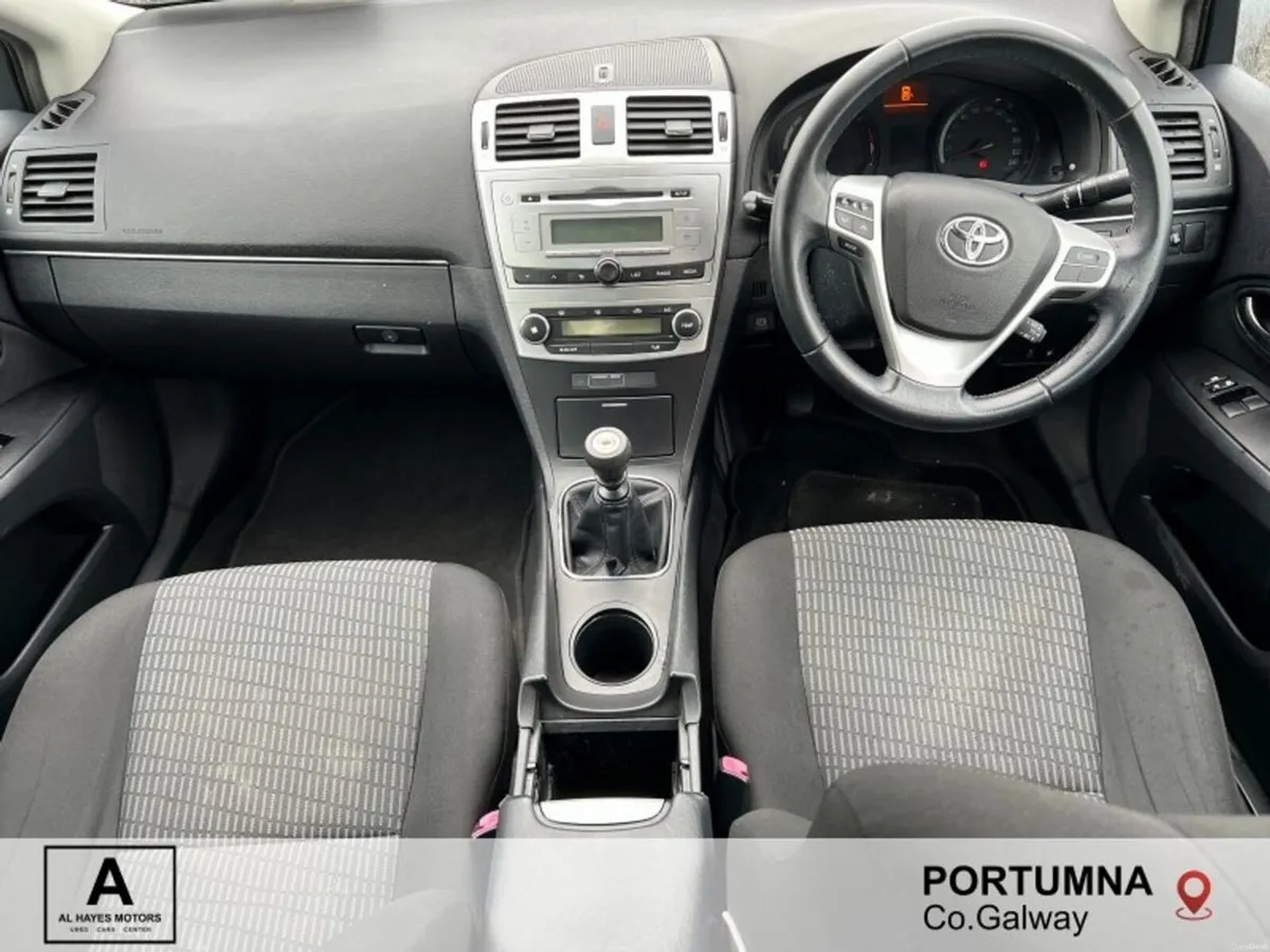 Toyota Avensis D-4D 125 (2.0) Aura Saloon - Image 2