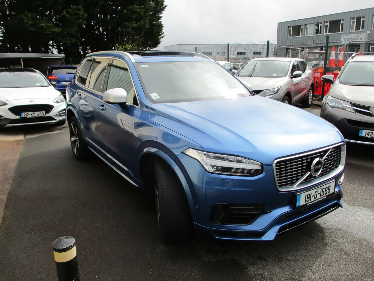 Volvo XC90 T8 HYBRID R-DESIGN 390 Bhp  2019 - Image 3