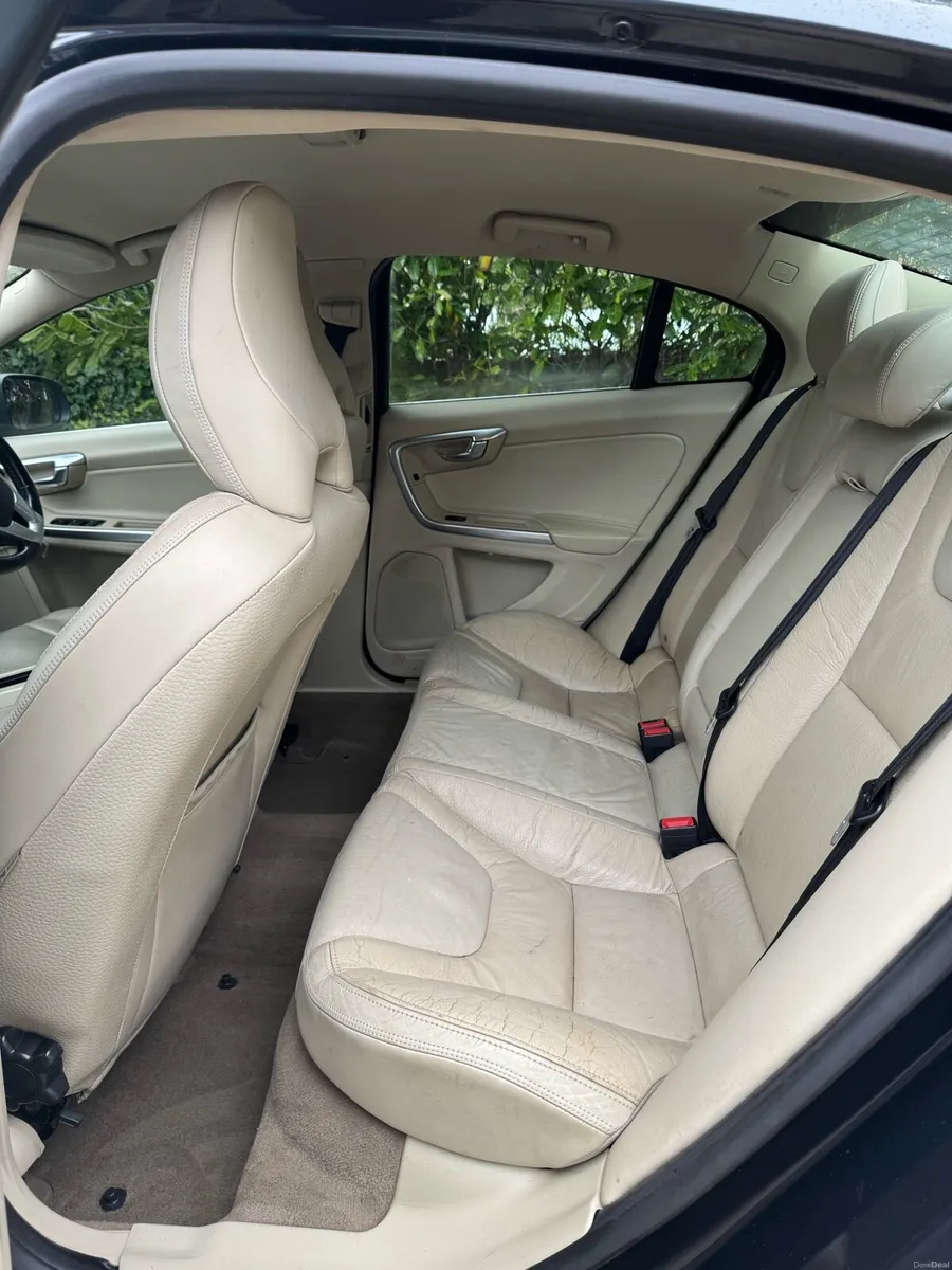 (SOLD) Volvo S60 - Image 3