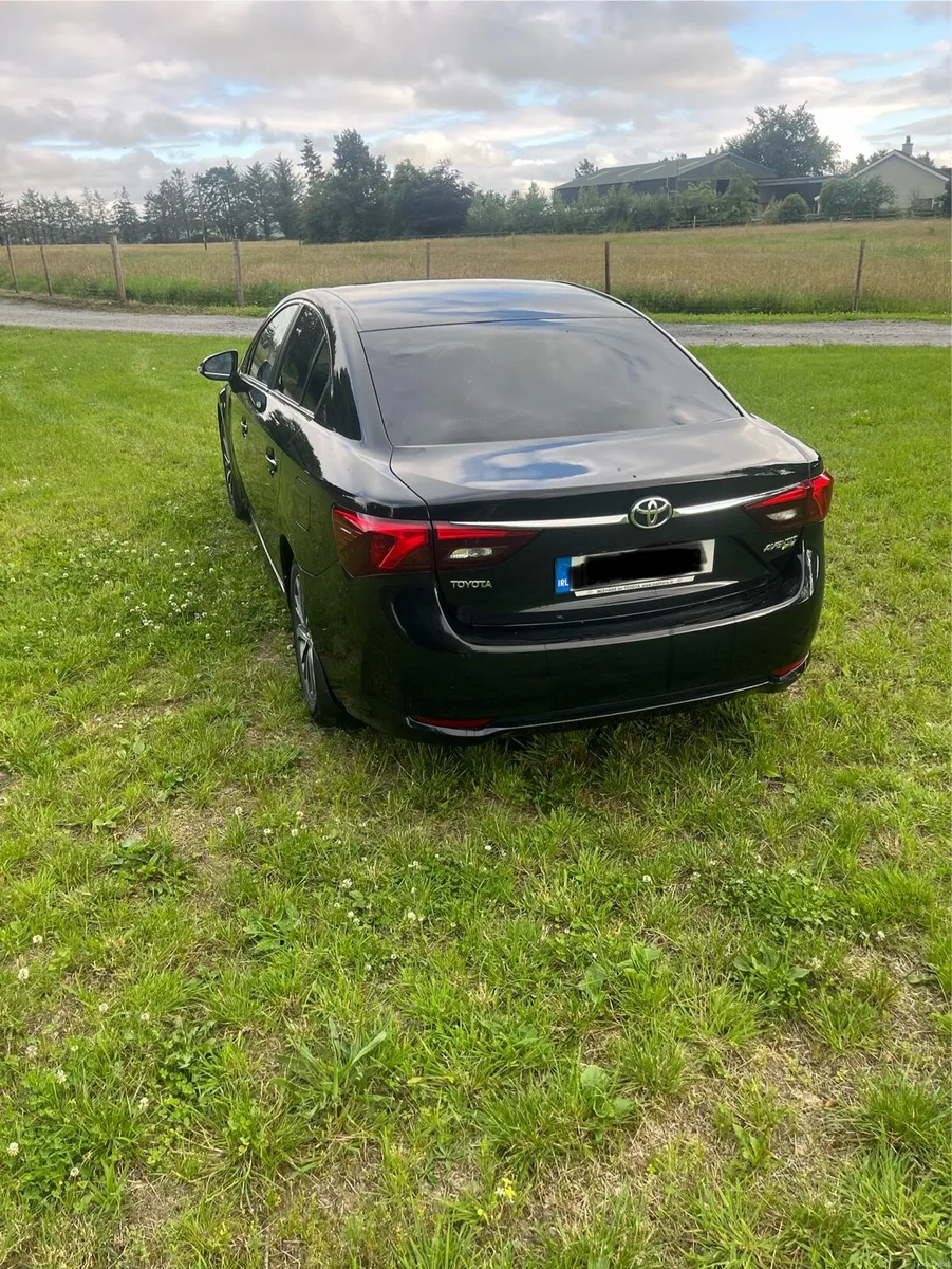 Toyota avensis - Image 3