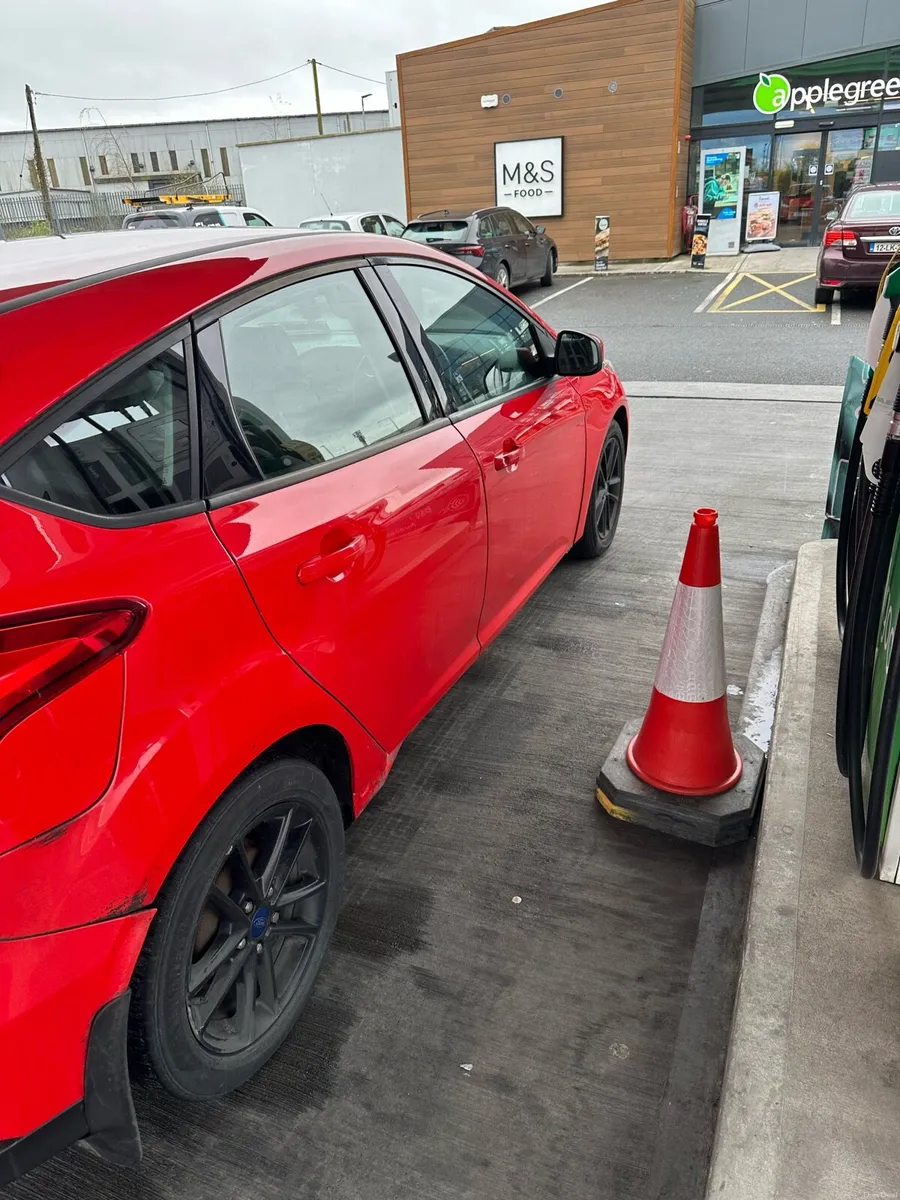 2015 Ford Focus - Image 4