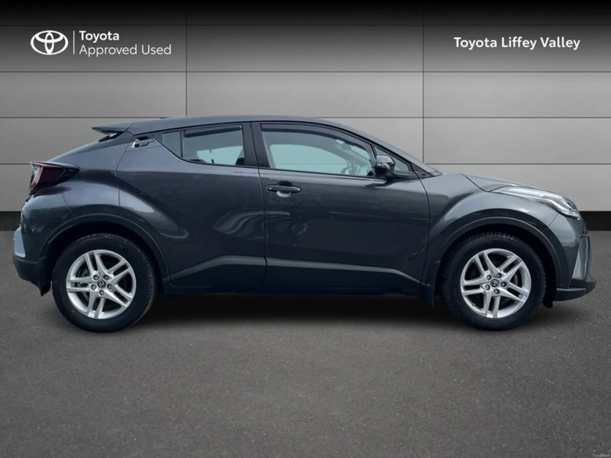 Toyota C-HR HYBRID LUNA 4DR AUTO - Image 3