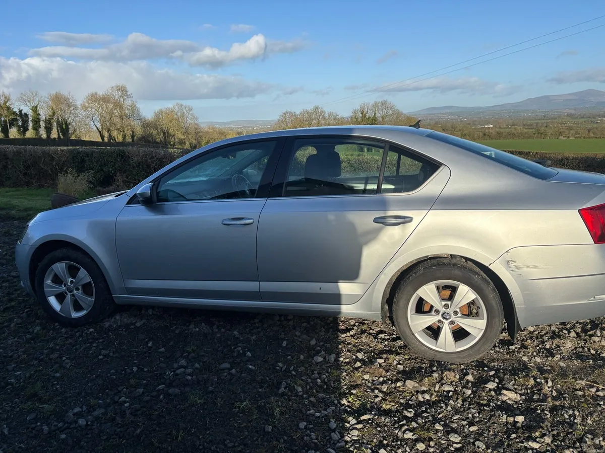 Skoda Octavia - Image 4