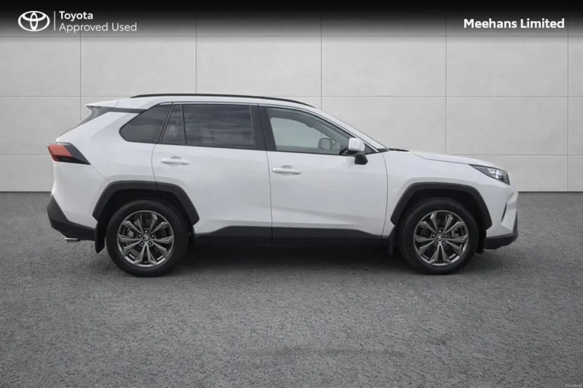 Toyota RAV4 HYBRID PLATINUM FWD - Image 3