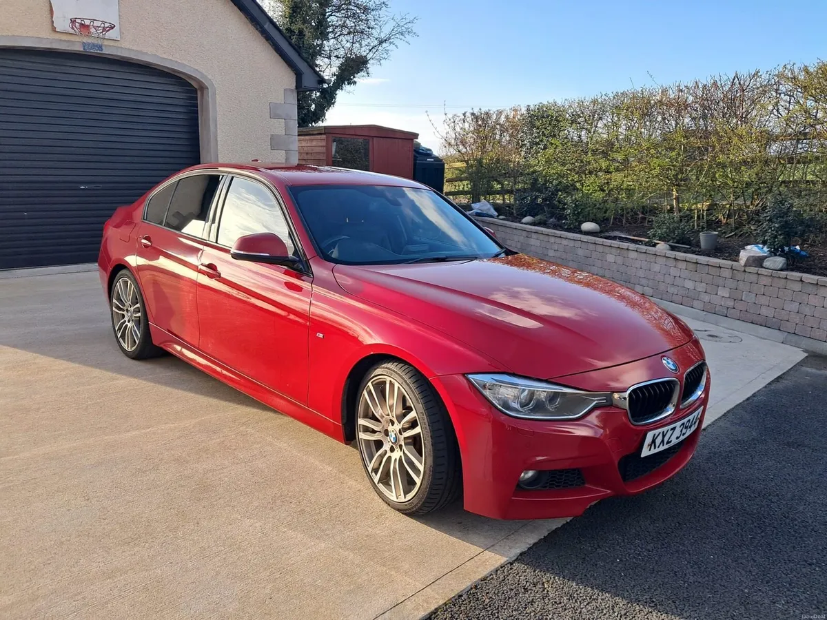 BMW 330d - Image 1