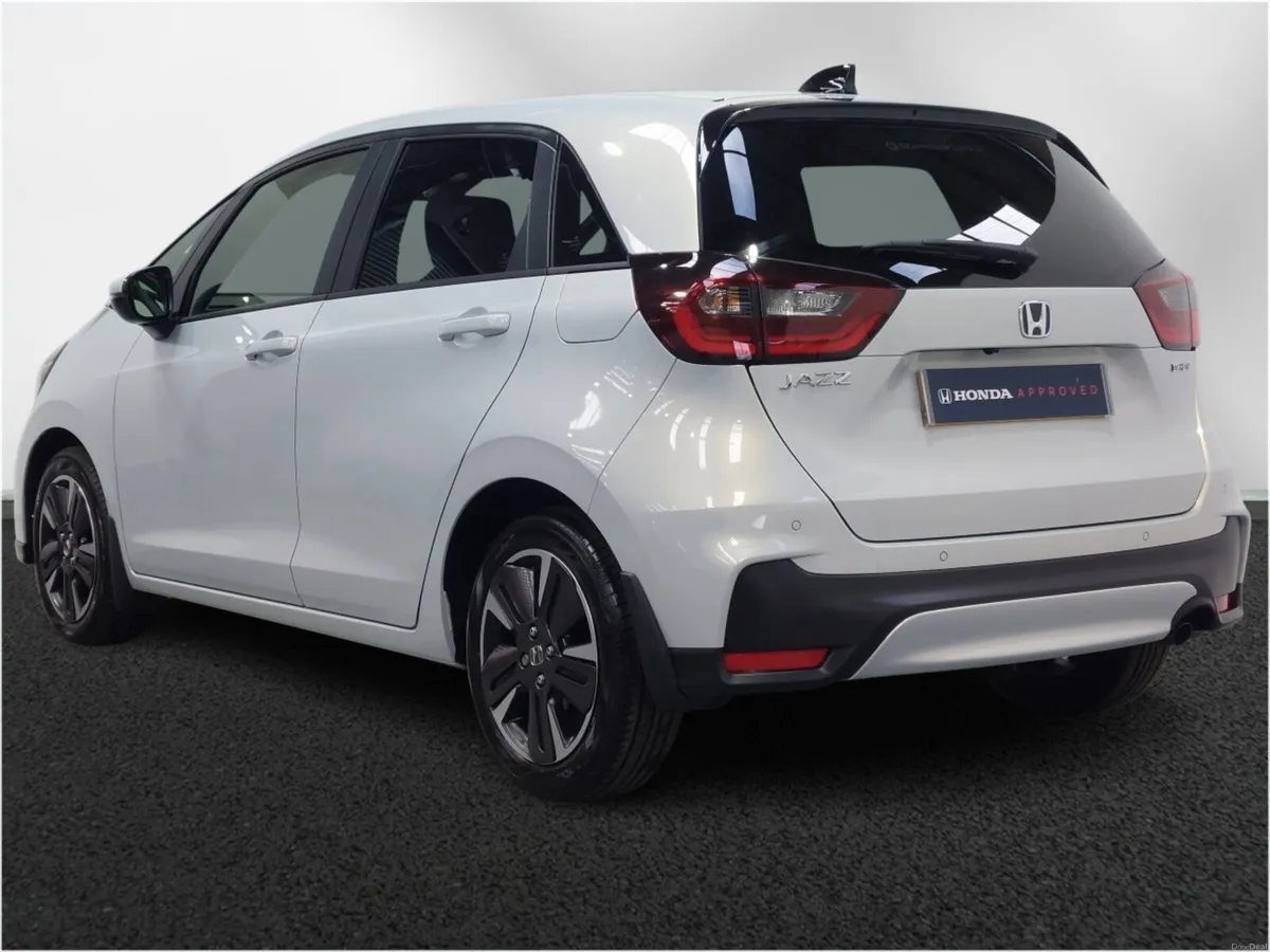 Honda Jazz Hatchback Advance - Image 3