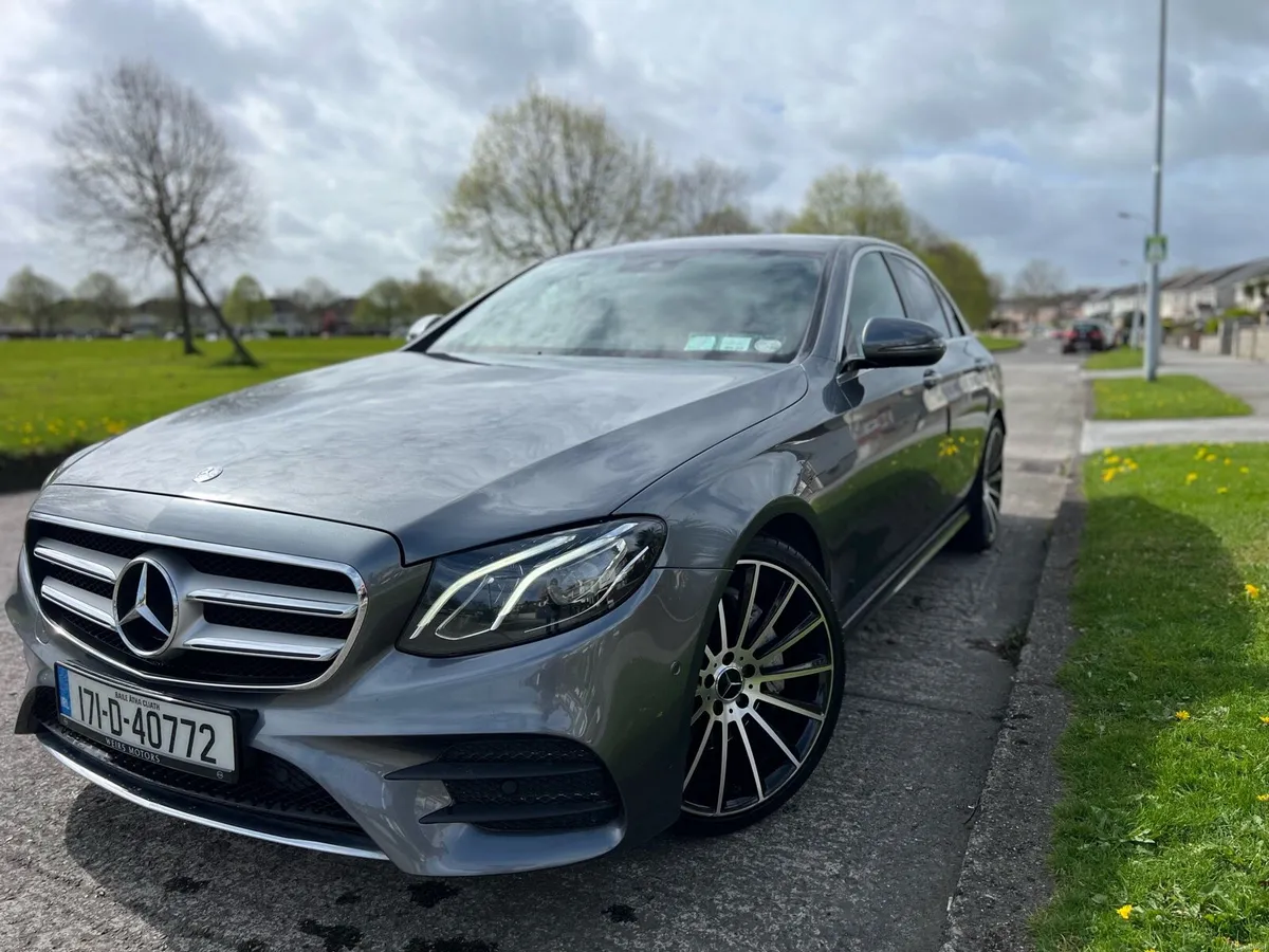 Mercedes benz E 220 CDI AMG LINE - Image 4