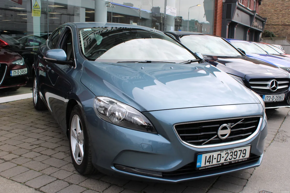 V40 1.6 - SE - 114BHP - LOW KMS 108K KMS - NCT 27 - Image 1