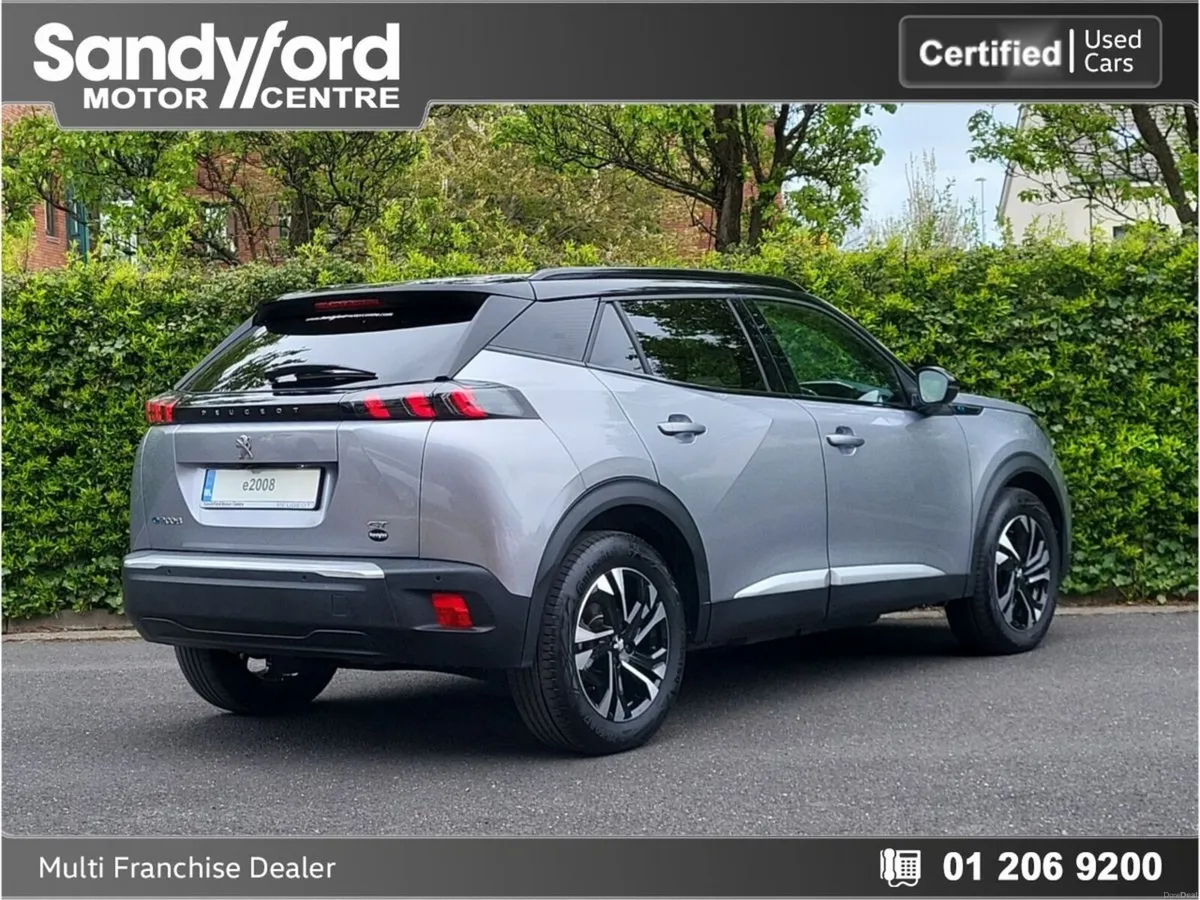 Peugeot 2008 GT Electric 50kWh Auto - Image 4