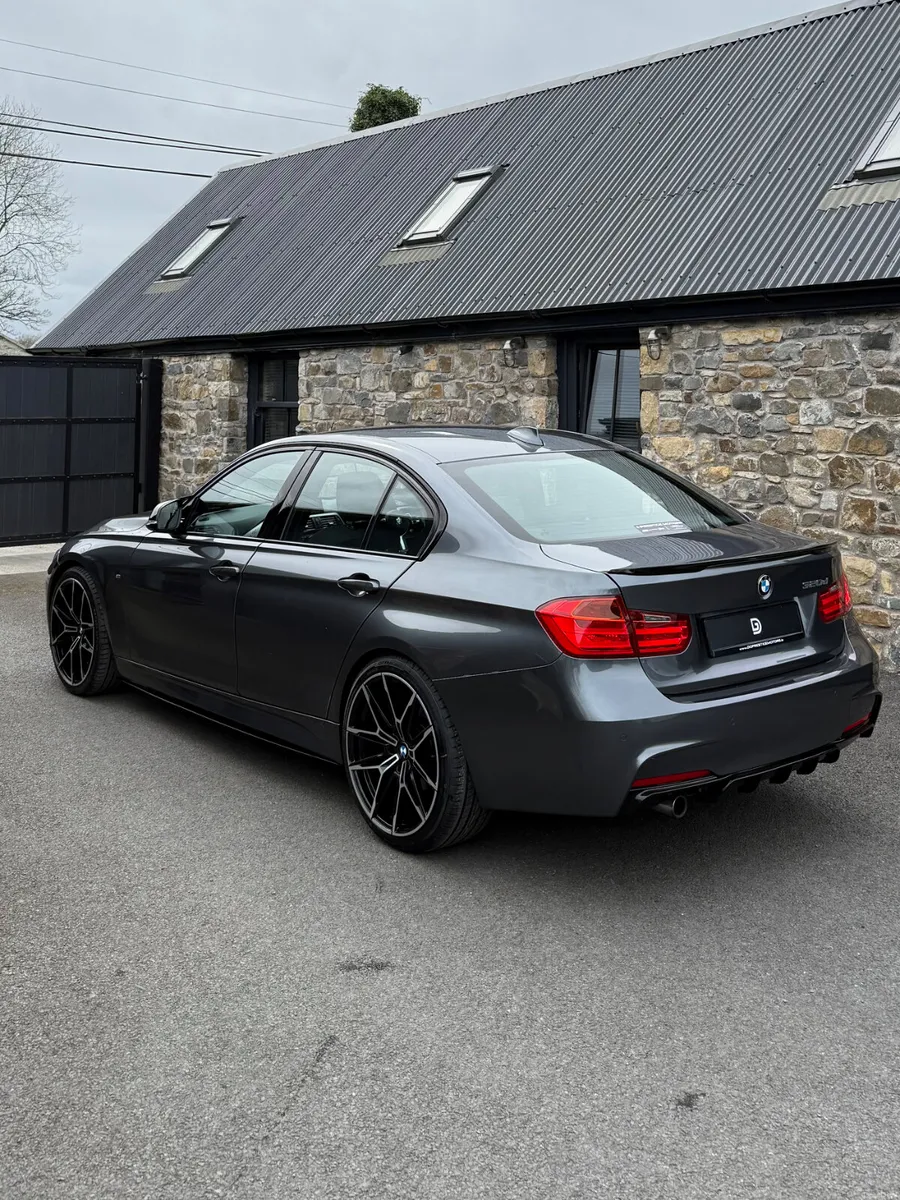 2014 BMW 3 SERIES 320D AUTO M SPORT M PERFORMANCE - Image 4