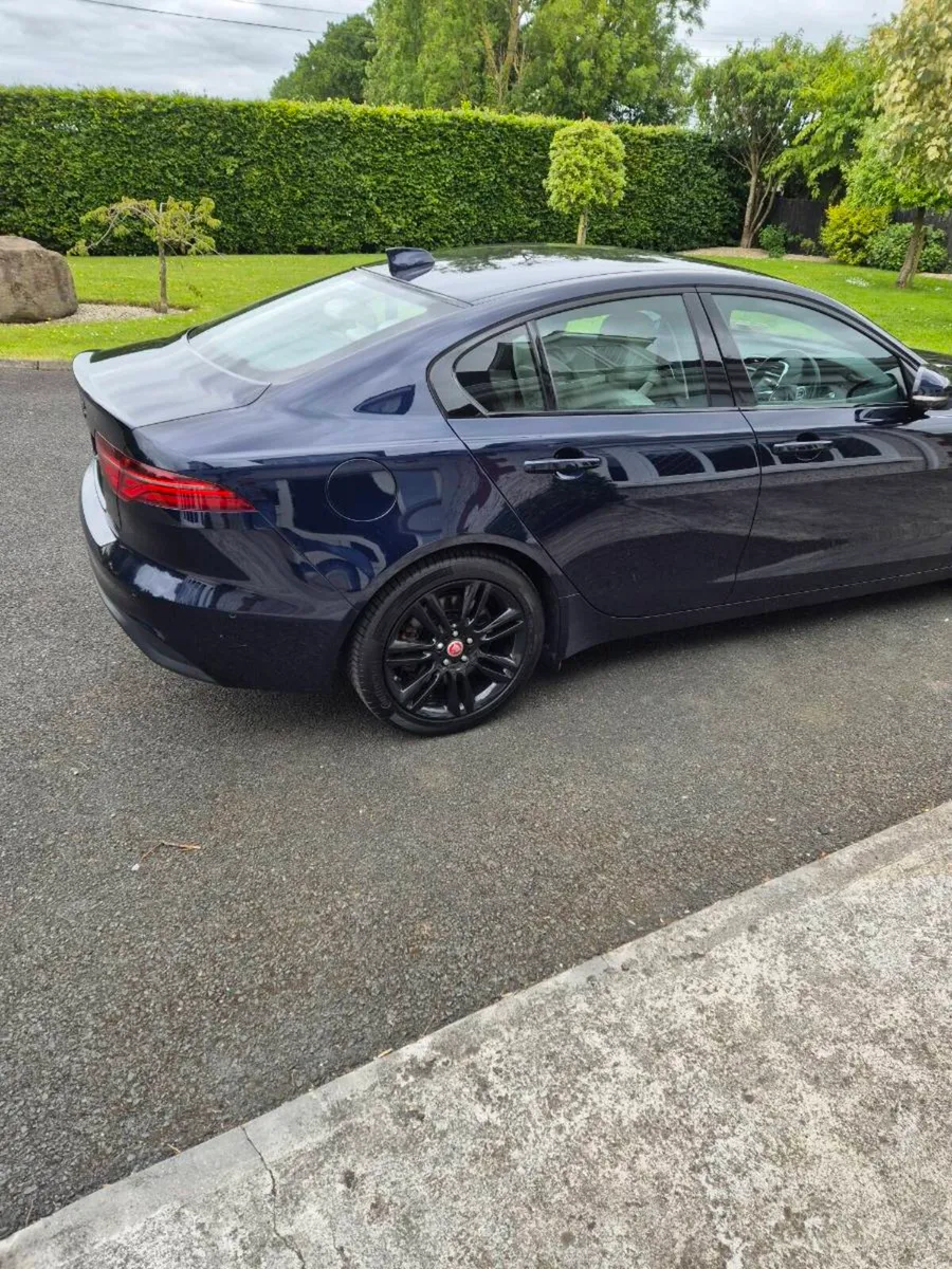 Jaguar XE 2.0d 2021 FJSH - Image 2