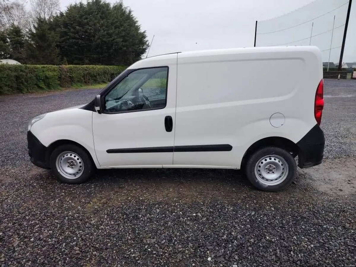 2015 Opel Combo - Image 2