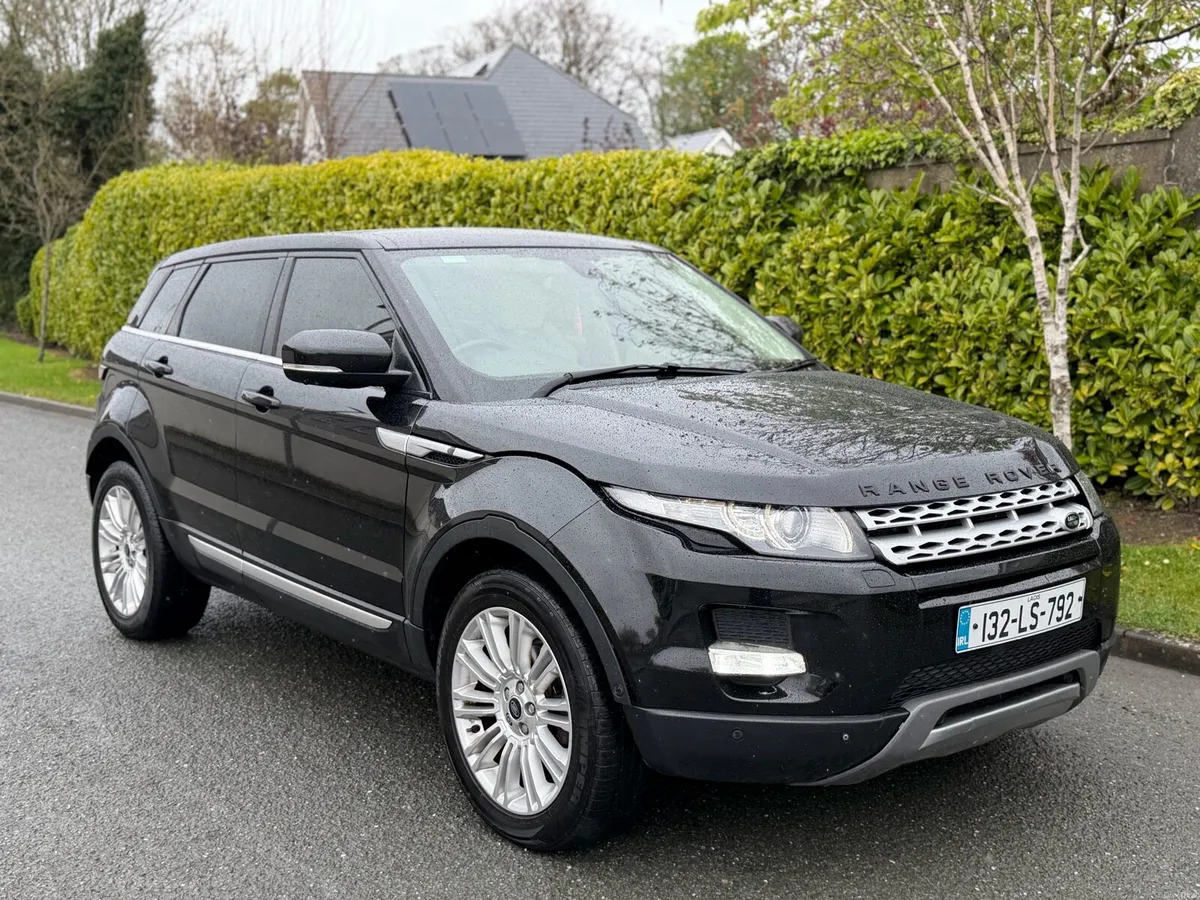 Automatic 132 range rover evoque very low miles - Image 1
