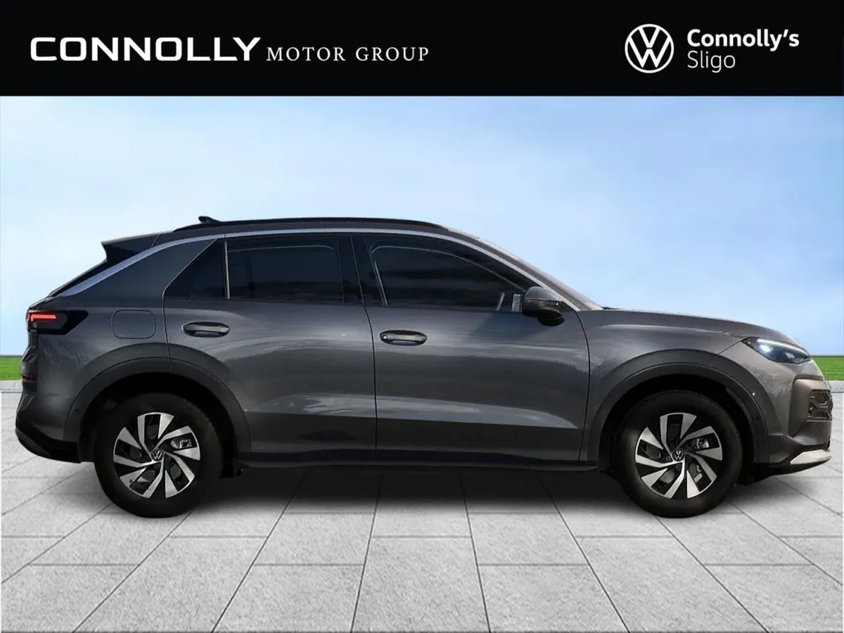 Volkswagen T-Roc LIFE 1.5eTSI 116HP AUTO *NEW MODE - Image 3