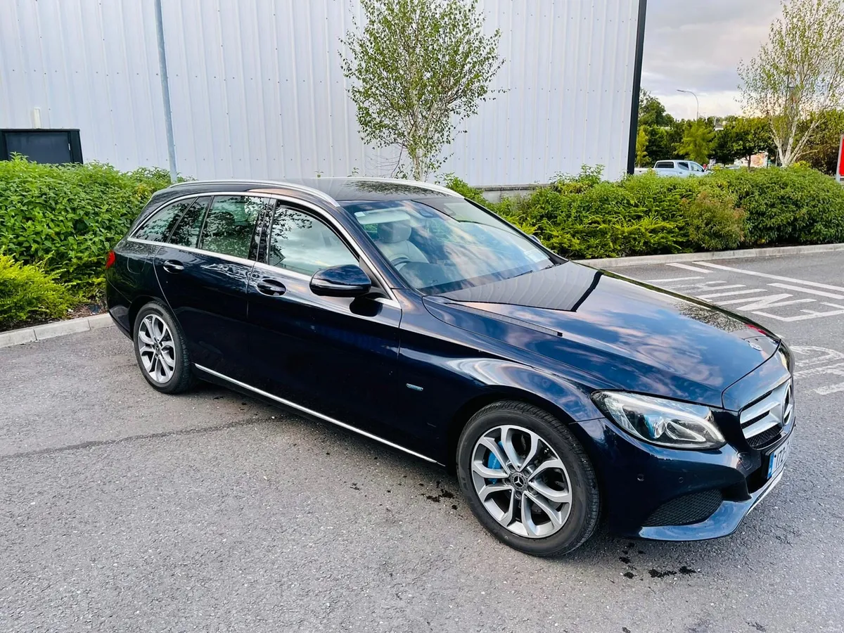 Mercedes C350e - Image 2