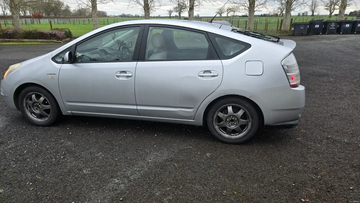 Toyota Prius 2006 - Image 3