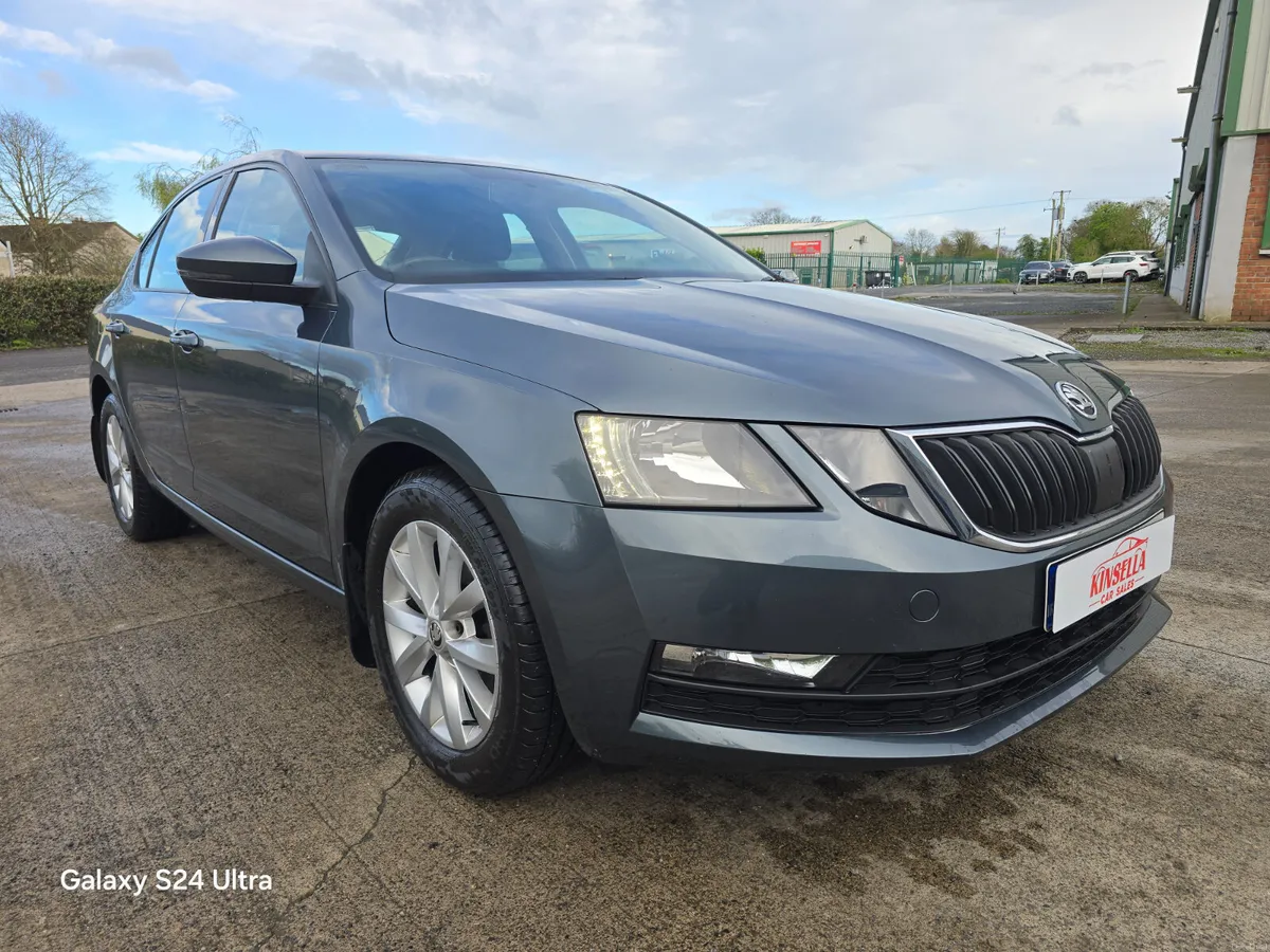 Skoda Octavia 1.6 tdi Ambition  2018 - Image 3