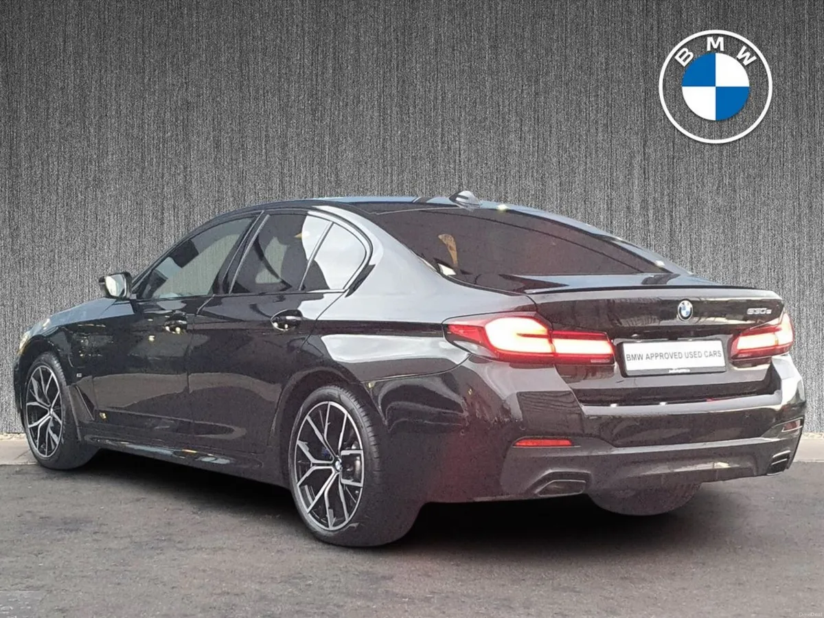 BMW 5-Series 530e M Sport Saloon - Image 3