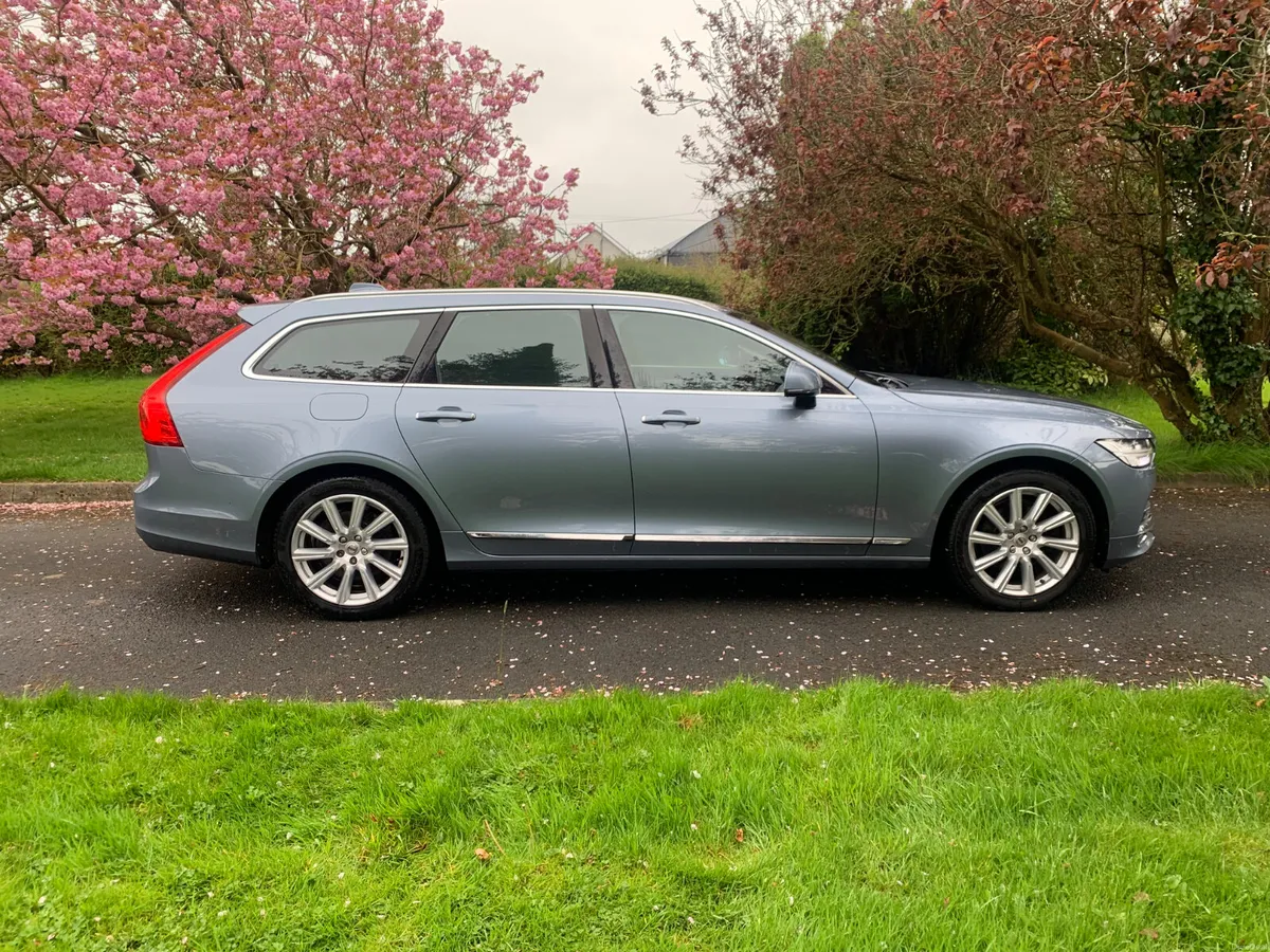 Volvo V90 2017 V90 Inscription - Image 1