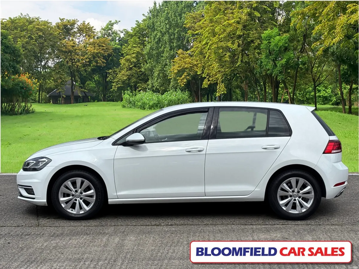 Volkswagen Golf 1.2 TSI , AUTO // LOW MILEAGE - Image 4