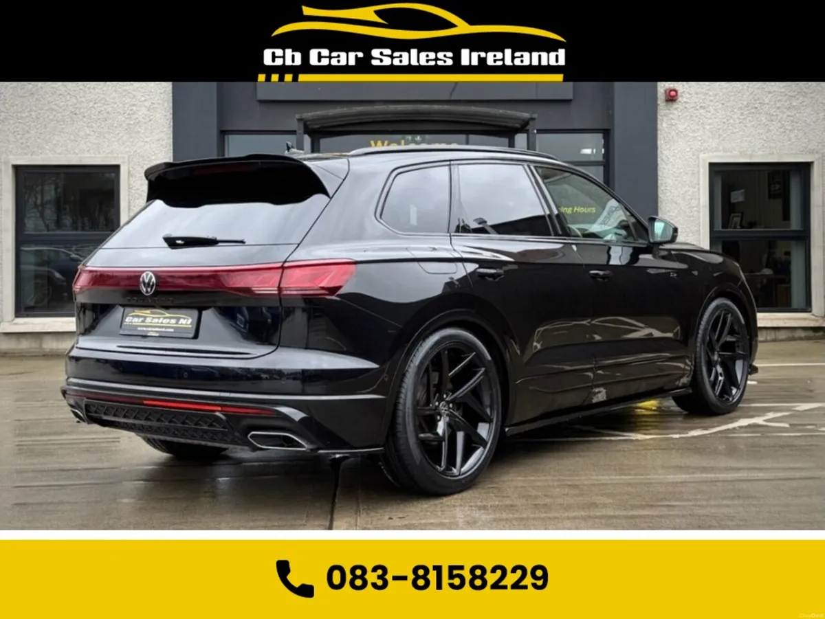 Volkswagen Touareg 3.0 TDI V6 Black Edition SUV 5d - Image 4