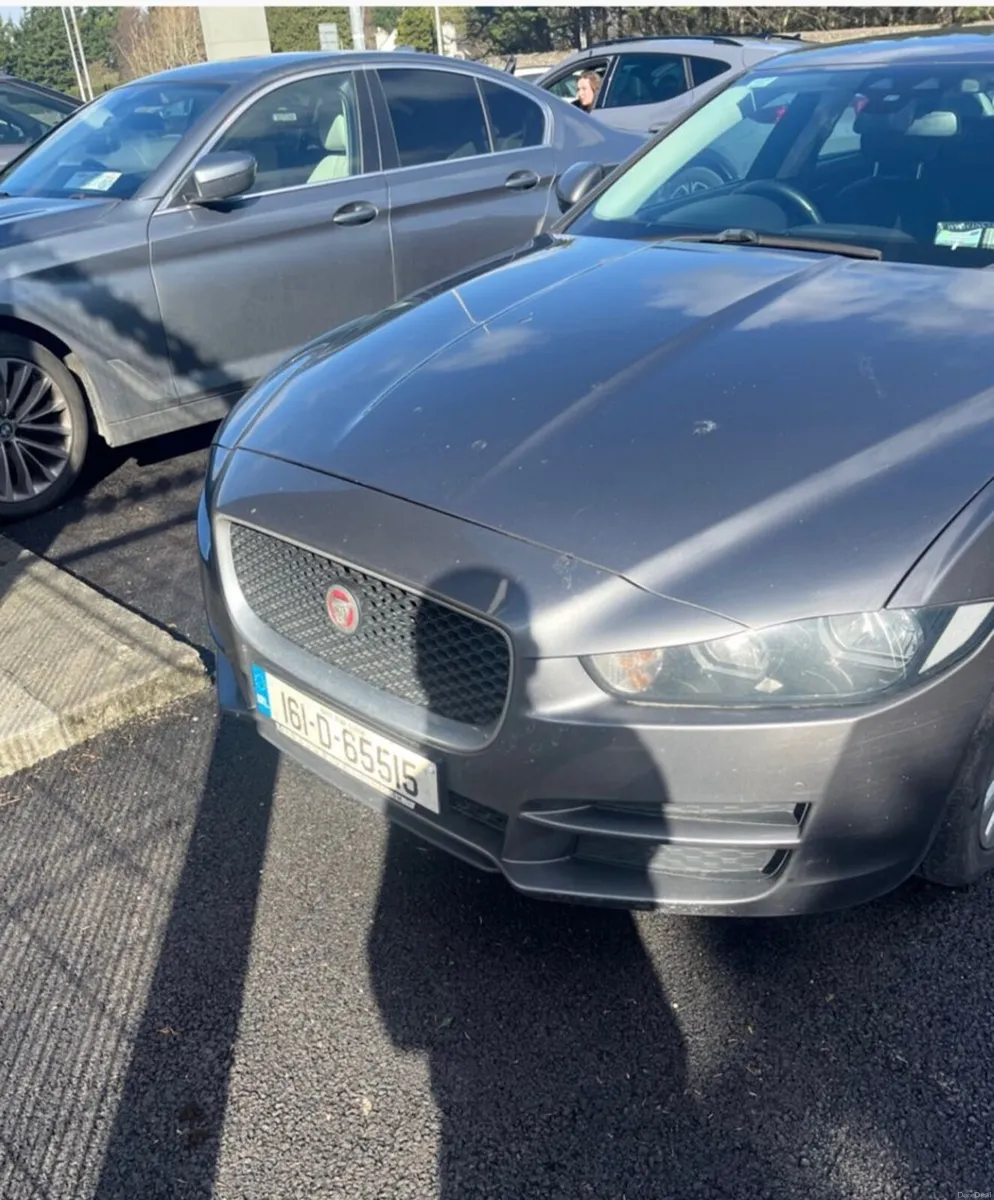 Jaguar XE 2016 - Image 3