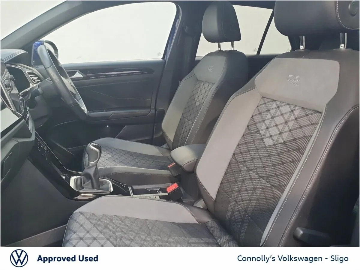 Volkswagen T-Roc RLINE PLUS 1.0TSI 110HP - Image 4