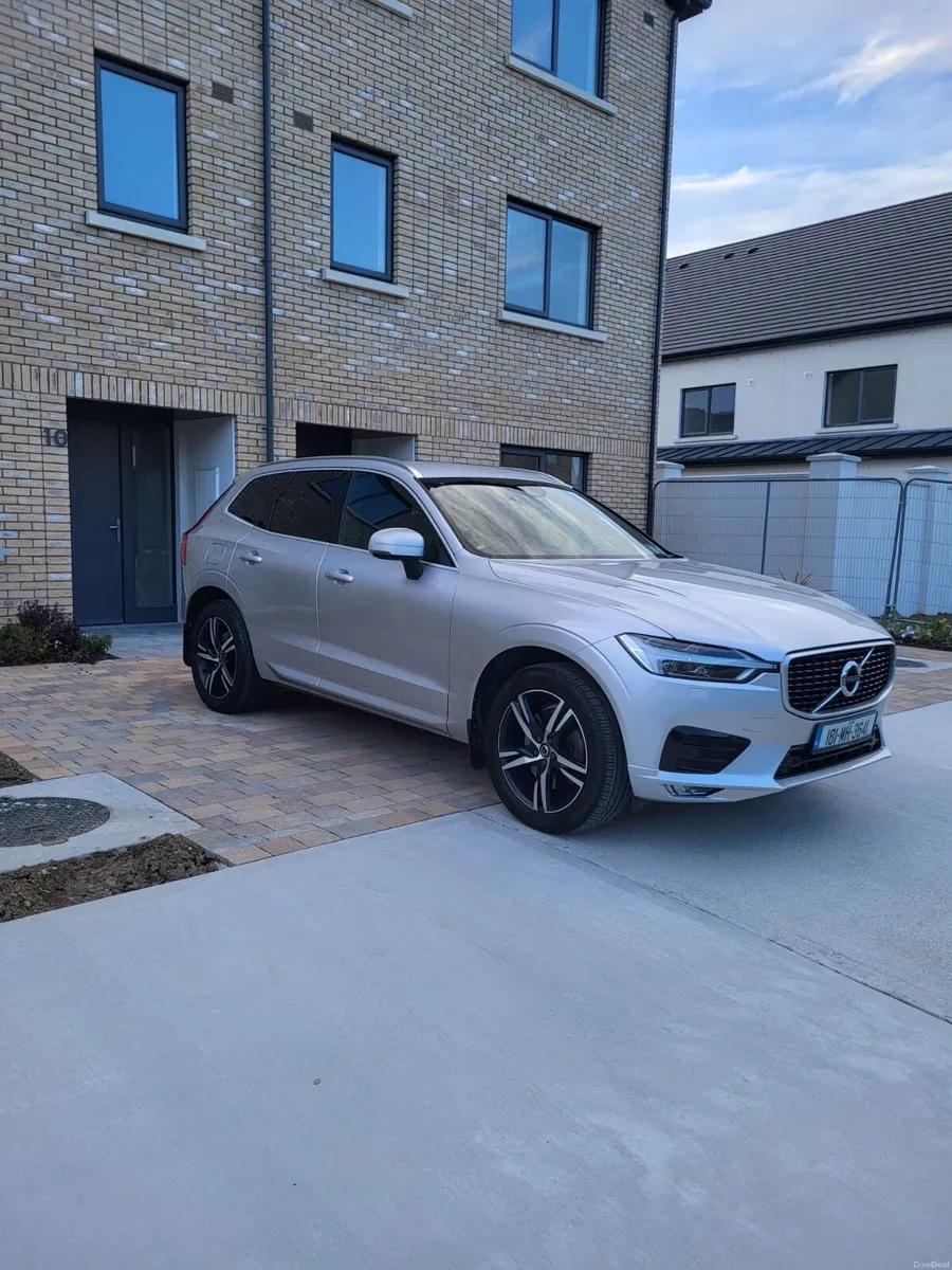 Volvo XC60 R Design - Image 1