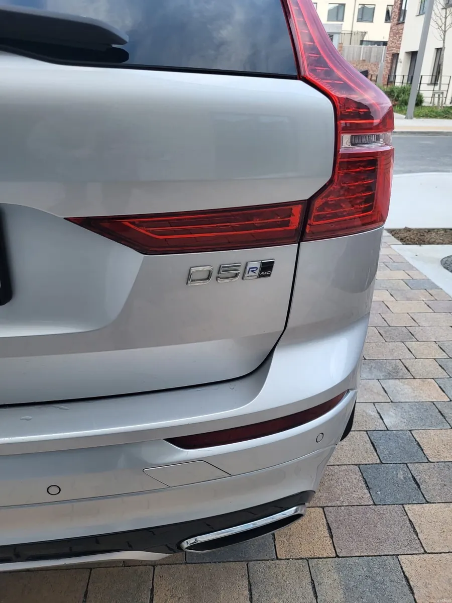 Volvo XC60 R Design - Image 3
