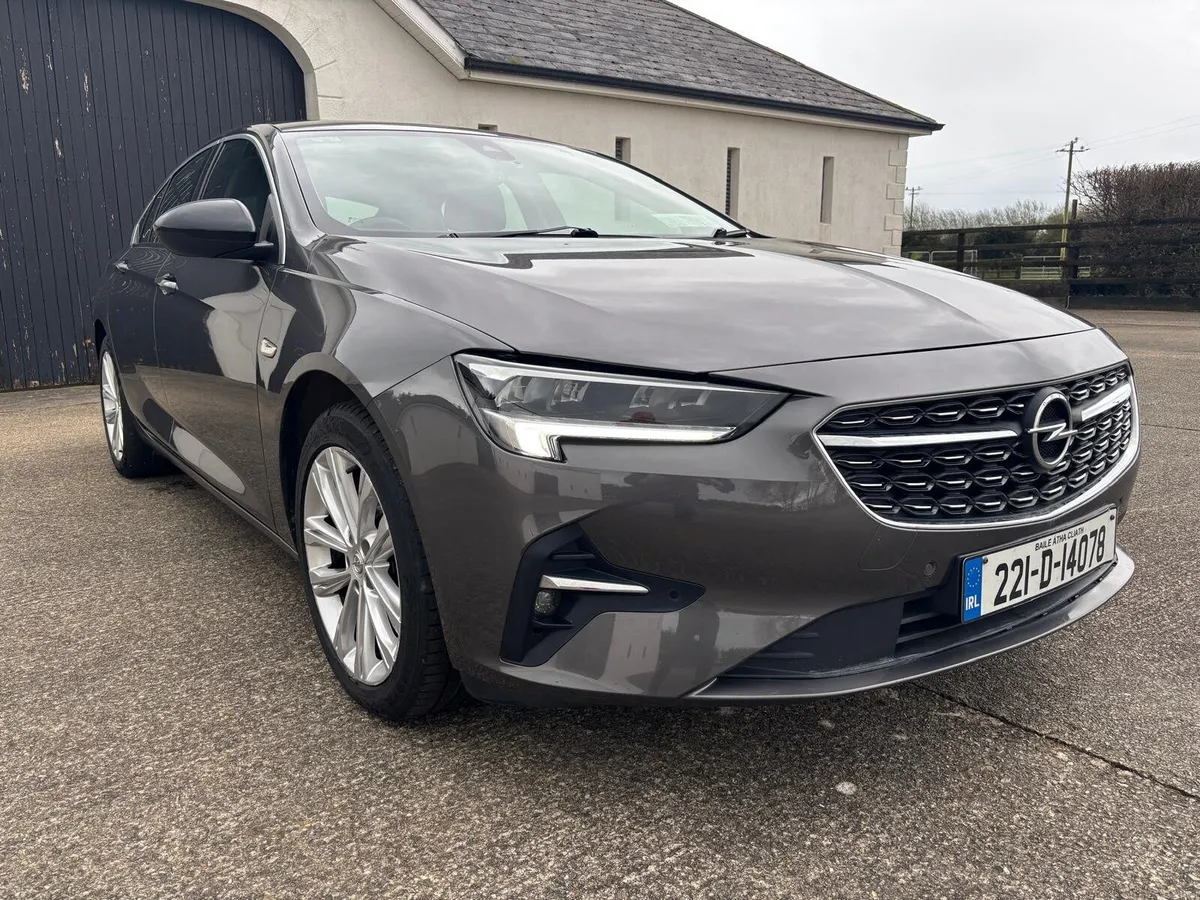 Opel Isignia Elite 1.5d 2022 - Image 1