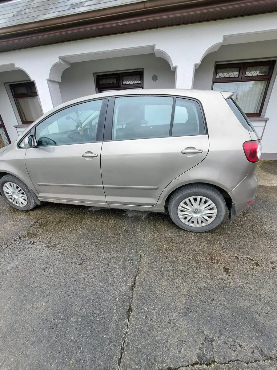 Volkswagen Golf  plus 2011 - Image 2