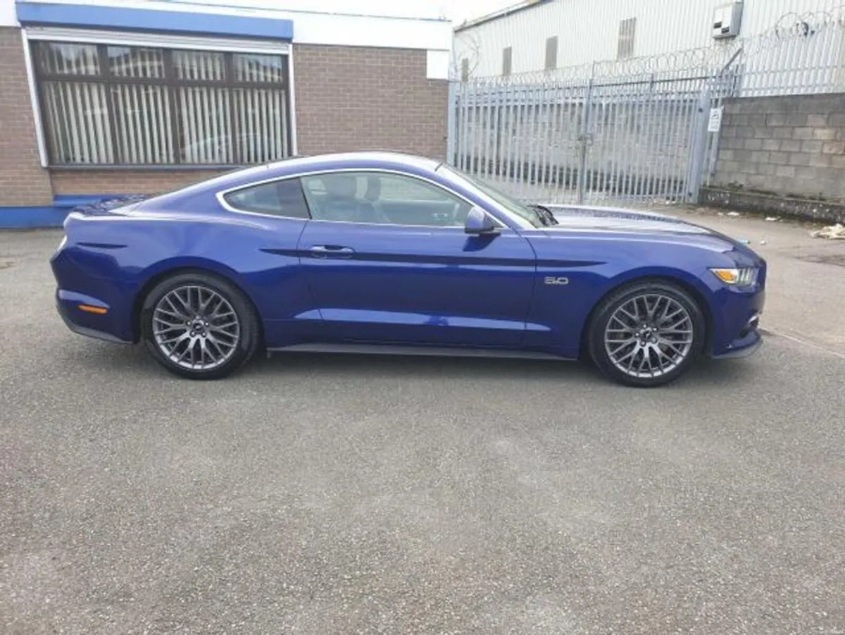 Ford Mustang Fastback 5.0 V8 GT/// CUSTOM PACK// D - Image 5