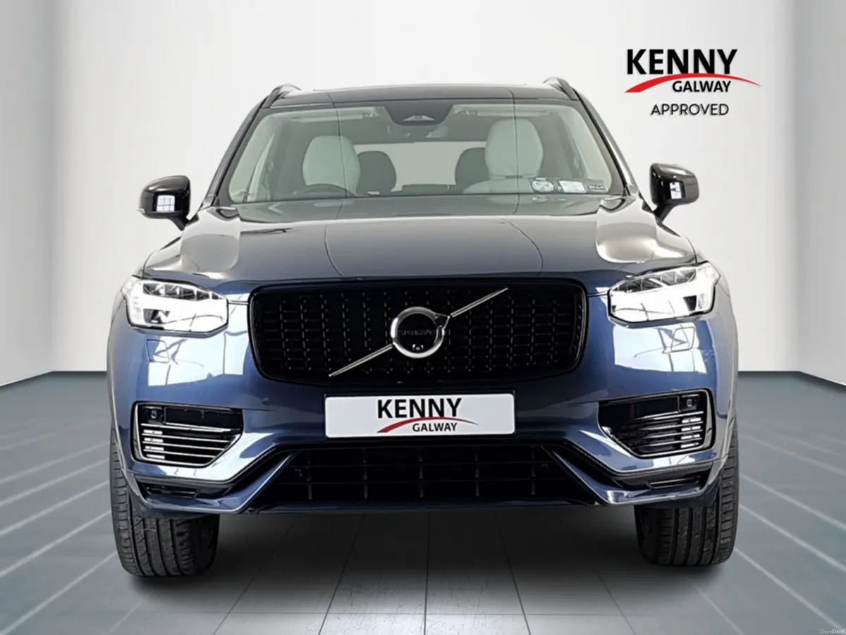 Volvo XC90 T8 PHEV PLUS DARK AWD 5DR - Image 2