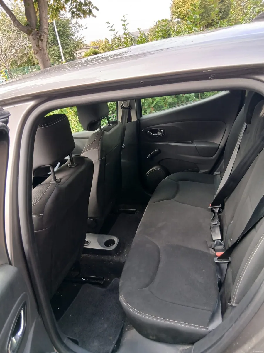 Renault clio - Image 2