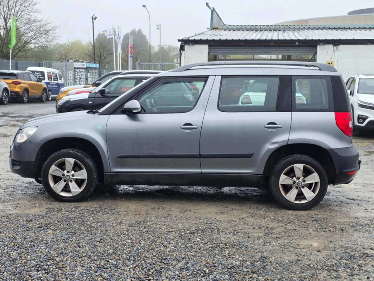 Skoda Yeti ACTIVE 1.6 TDI GREENL GREENLINE 4DR - Image 4
