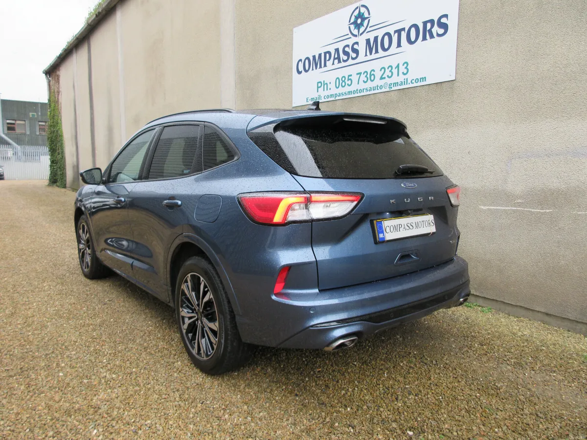 FORD KUGA 2.5 HYBRID ST-Line X 225 BHP SUNROOF - Image 4