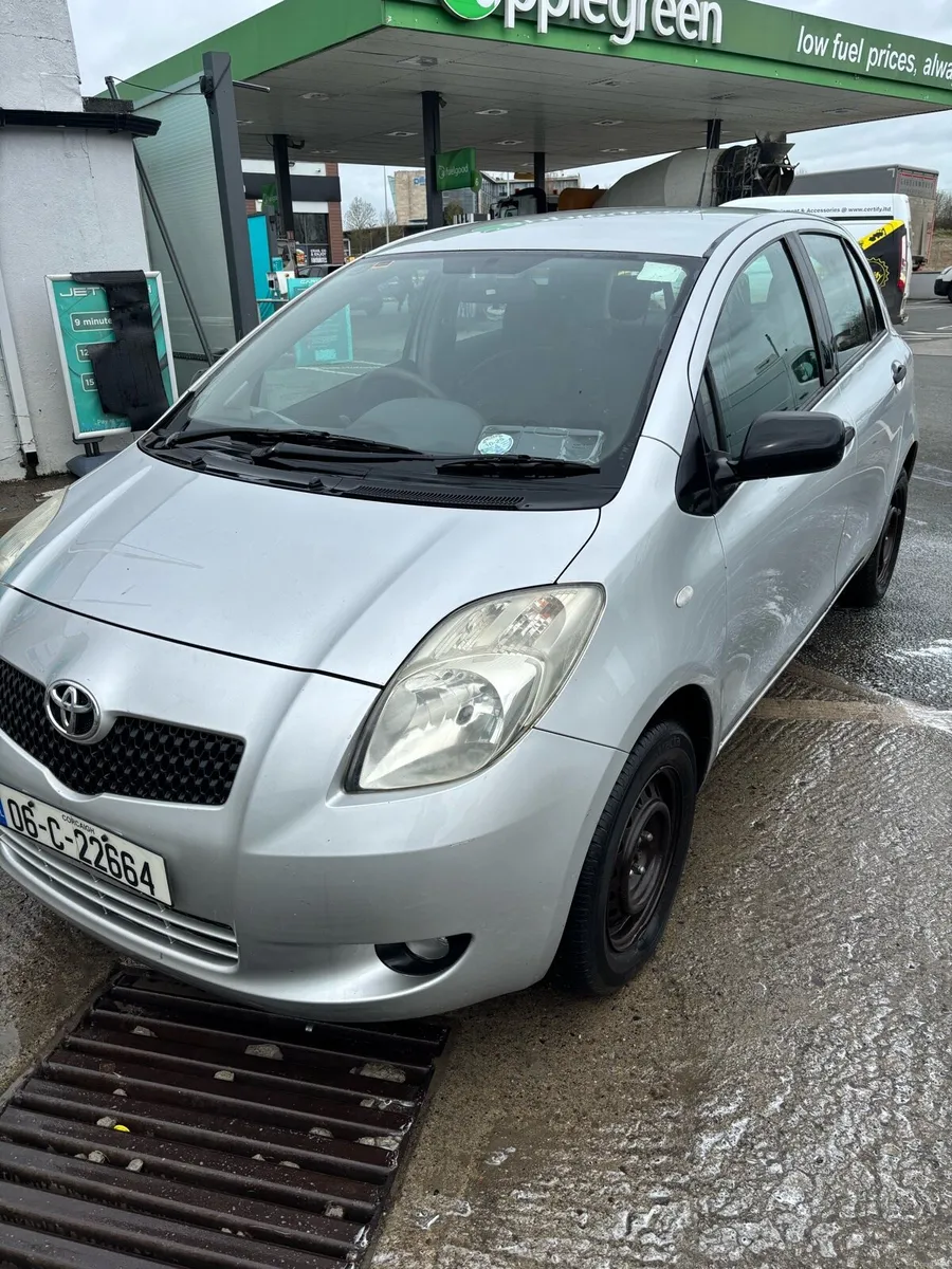 Toyota Yaris 1.0 petrol manual no nct or tax - Image 2