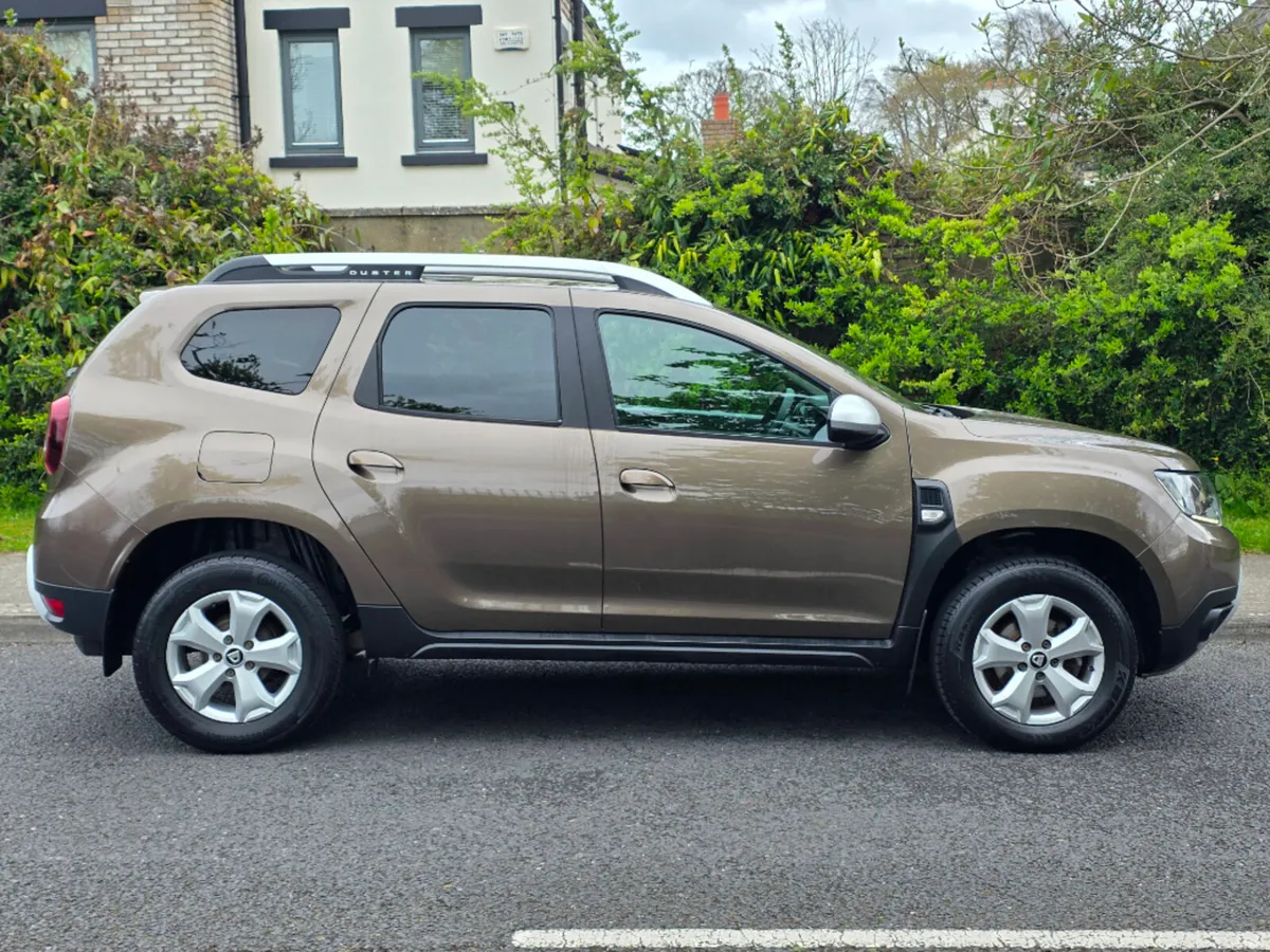Dacia Duster Comfort Blue DCI 115 MY 4DR - Image 2