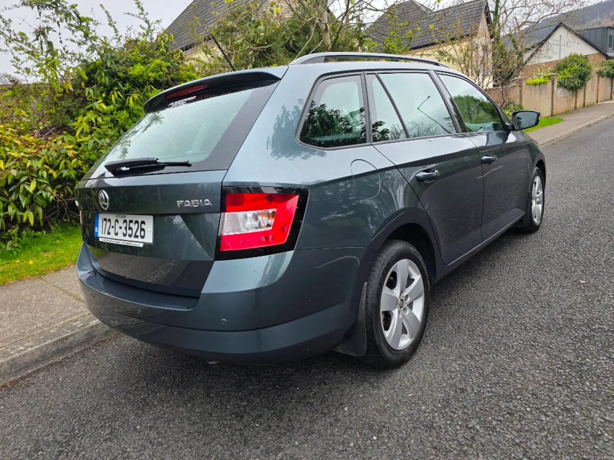 Skoda Fabia Combi AMB 1.0tsi 95HP 4DR - Image 3