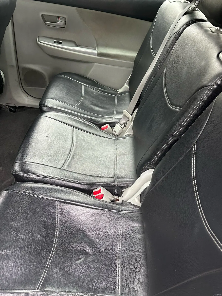 Car for sale - Image 3