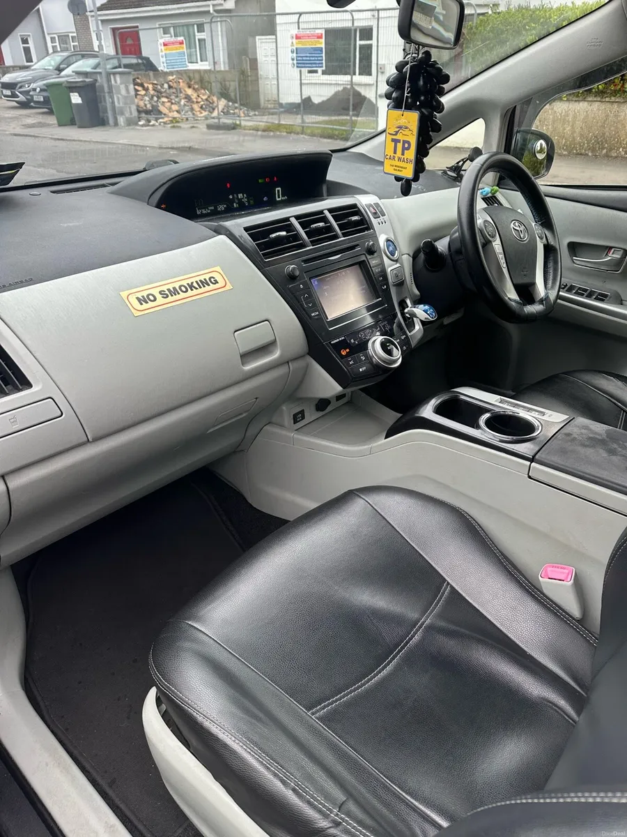 Car for sale - Image 4