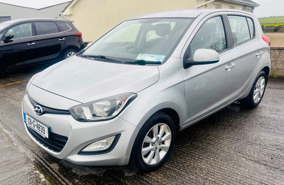 Hyundai i20 2013 LOW KMS IMMACULATE - Image 1