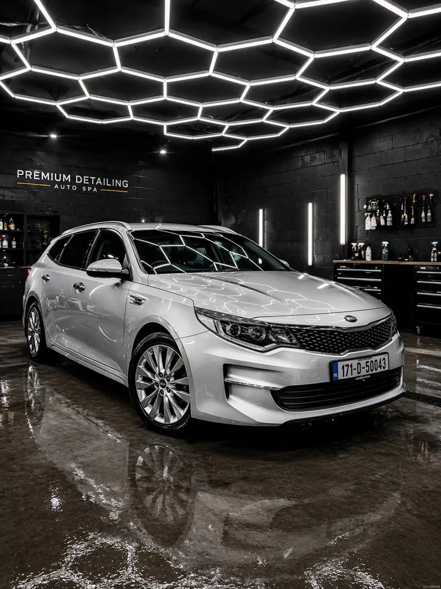 KIA OPTIMA EX ESTATE 2017 NCT&TAX LOW MILEAGE - Image 1