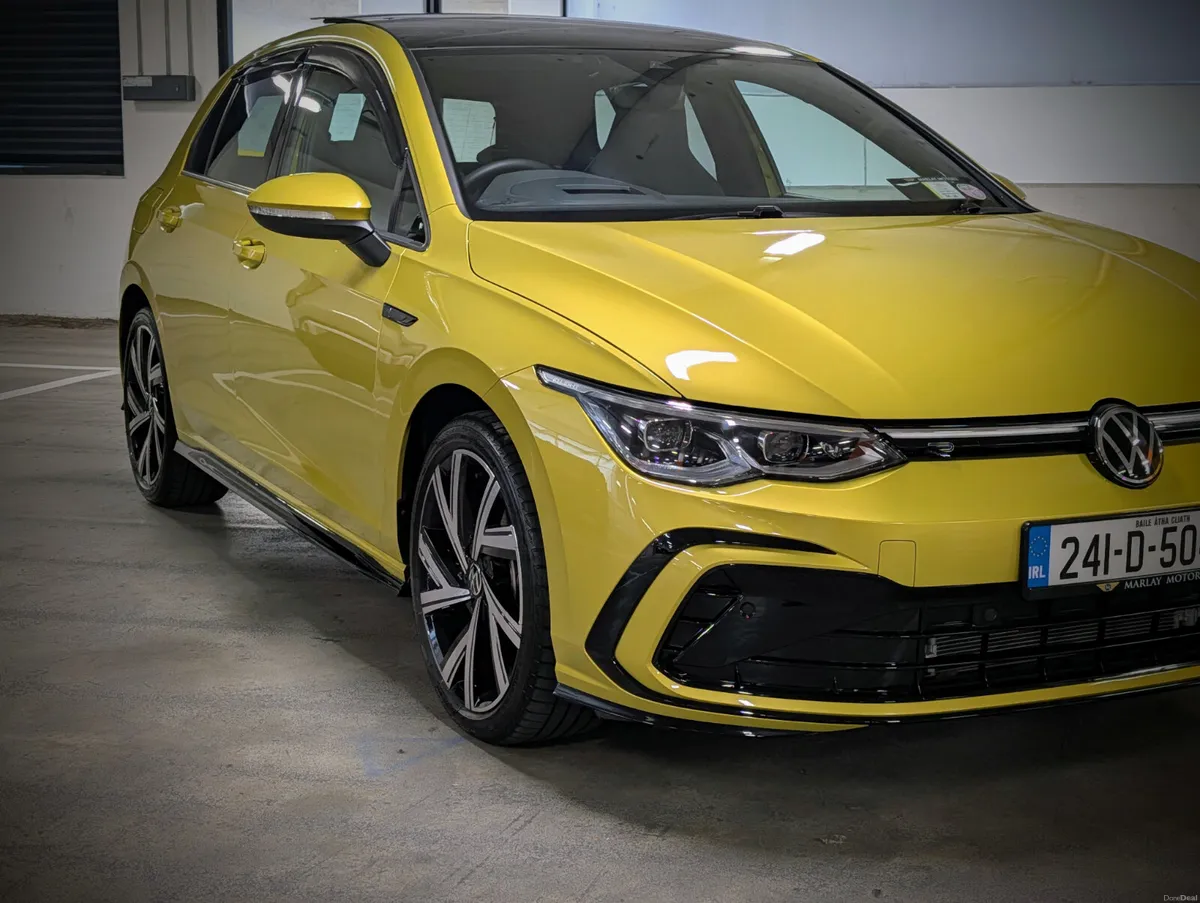 2024 Volkswagen Golf 2.0TDI R-Line DSG - Huge Spec - Image 5