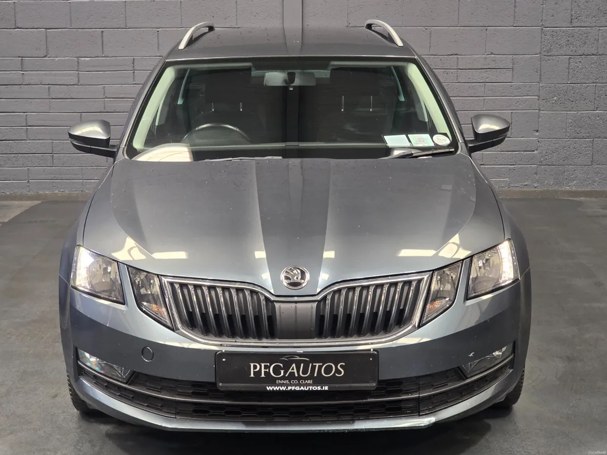 18 Octavia combi - Image 4