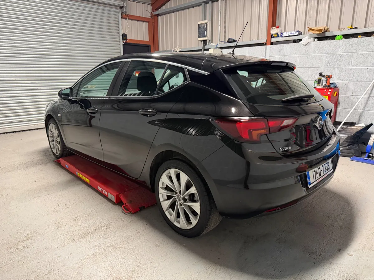 Opel Astra 2017   LOW   KLMS ! - Image 4